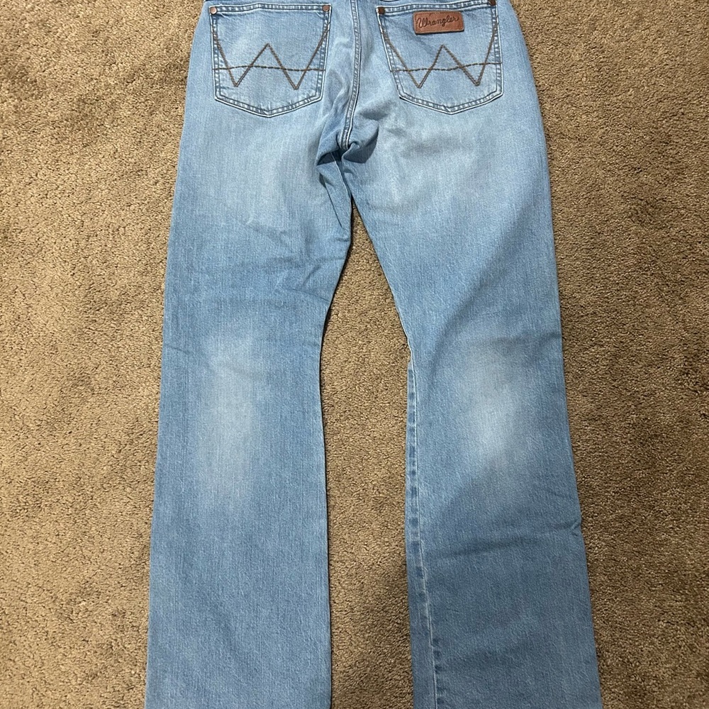 Wrangler Classic Blue Jeans